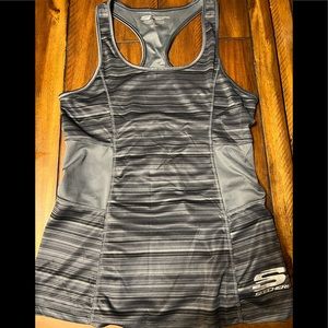 Skechers tank